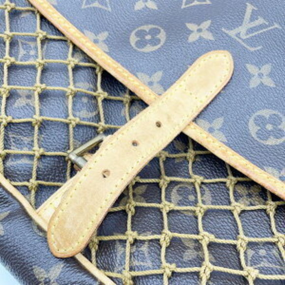 Louis Vuitton Congo PM Monogram Crossbody - Picture 2 of 11